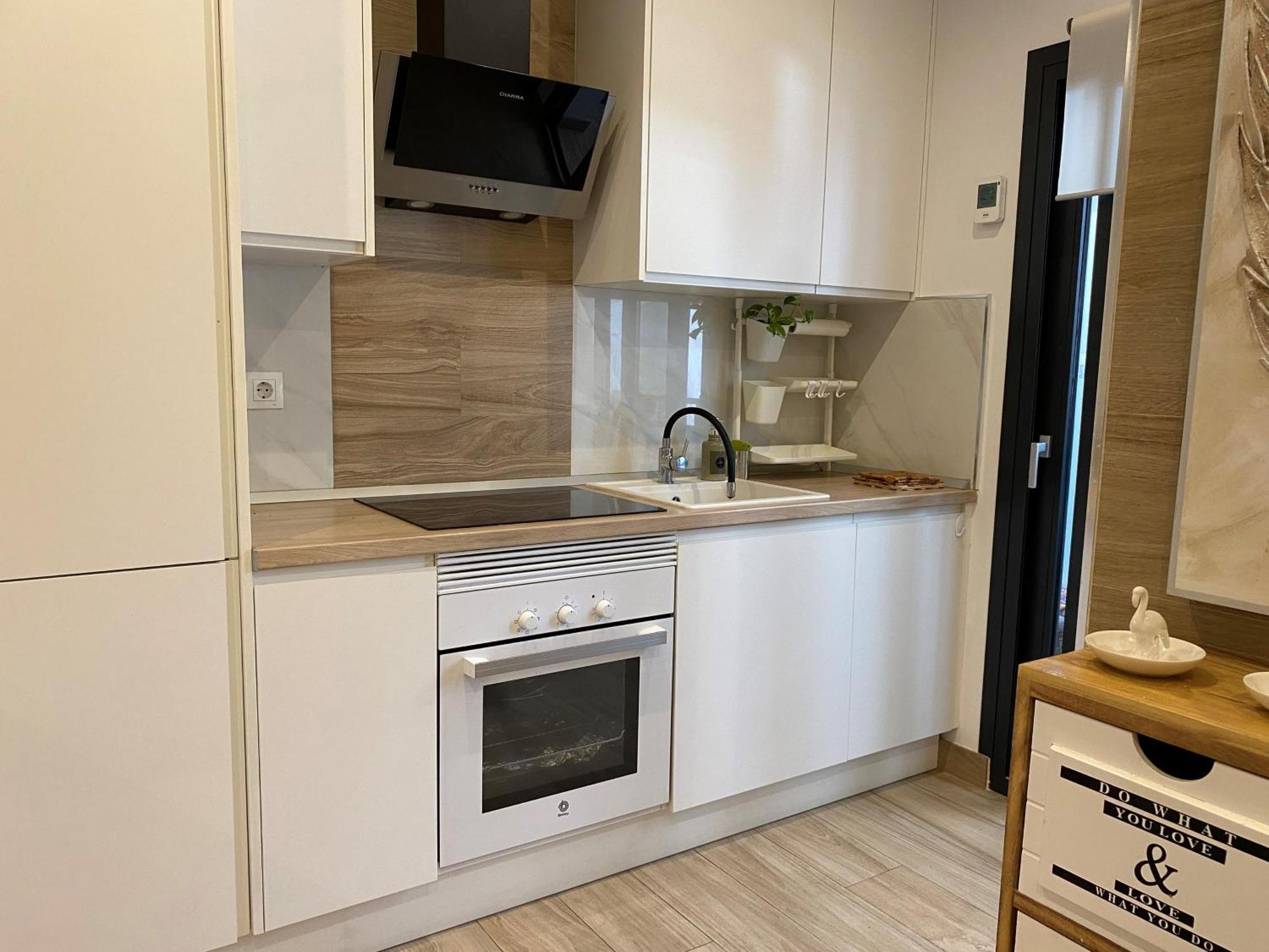 Centrico Y Practico Piso Con Entrada Independiente Appartement Fuengirola
